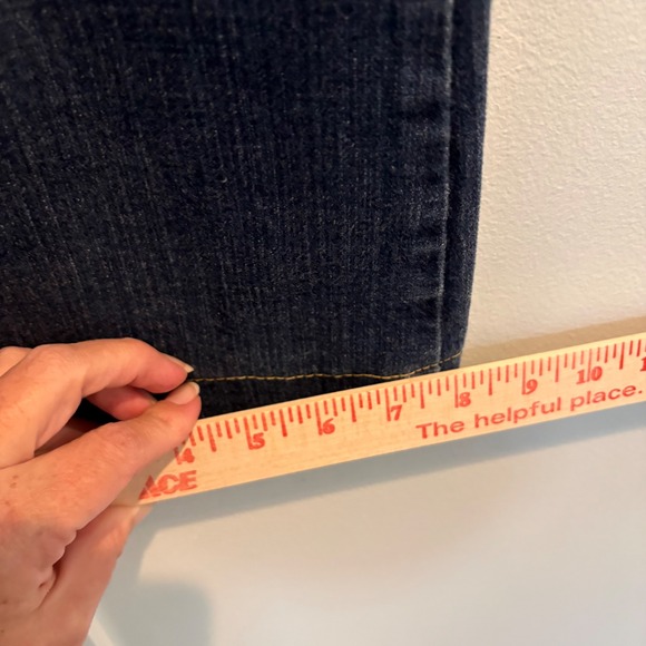 Hollister Flare Jeans 26x32 Size 3 Dark Wash Super Low Rise Stretch Y2K Denim - Picture 14 of 16